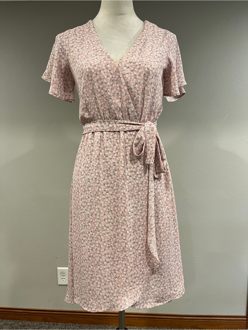Sinna Sky Floral fake Wrap short sleeves Midi Dress size extra small